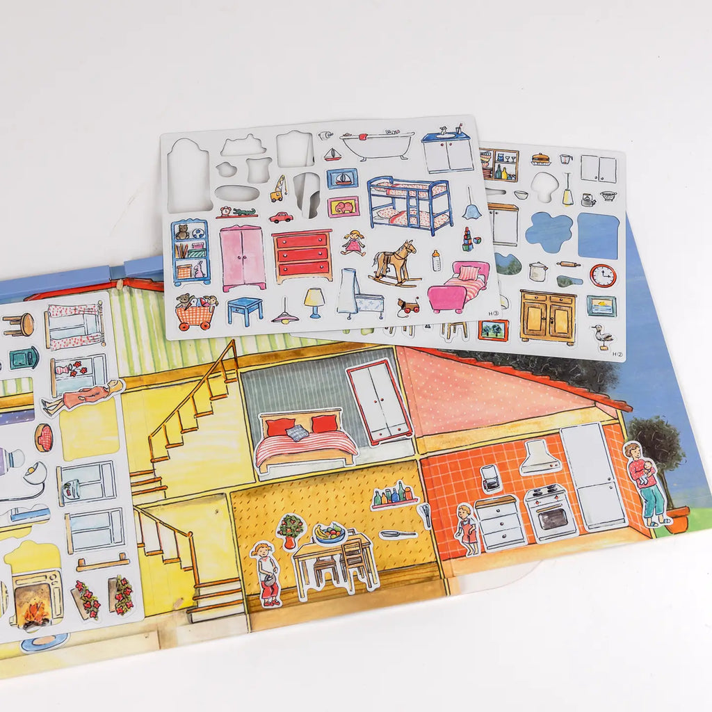 Magnetic Activity Game - House - Chicke